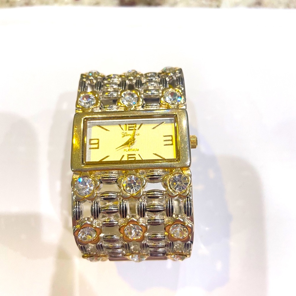 Geneva watch bracelet style